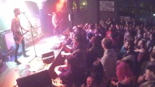 KOTZREIZ - PUNK BLEIBT PUNK (Live im Stattbahnhof Schweinfurt 6.2.16)
