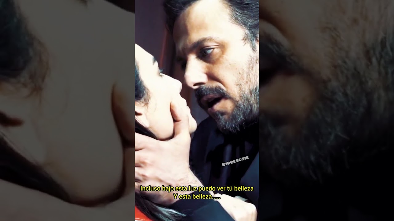 Birce Akalay 💚 Un pequeño fragmento de la obra de teatro 