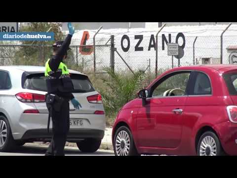 Fuertes controles policiales para evitar desplazamientos a la costa de Huelva en este puente