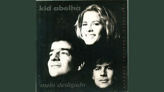 Video-Miniaturansicht von „Kid Abelha - Deus (Apareça na televisão) (Acústico) (feat. esp. Sérgio Dias)“