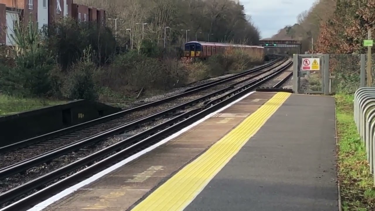Trains at Walton-on-Thames, South Western Main Line, 15/02/24
