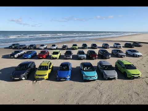 Dacia і Skoda претендують на перемогу в номінації «Автомобіль року», оголошено список номінантів на 2026 рік