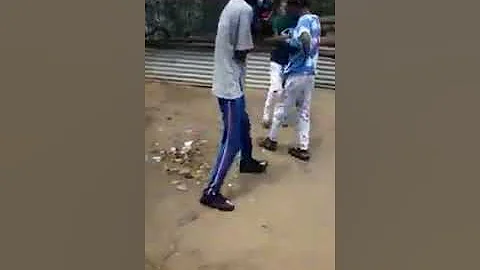 Y celeb vs tolo street fight