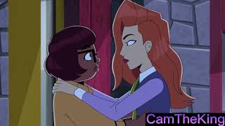 Velma-1x02 Velma kisses Daphne