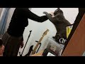 嫁　VS　エサ箱を占領する灰色猫