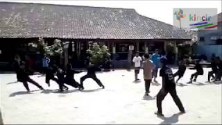 Lomba tarik tambang anak SD Semangka screenshot 3