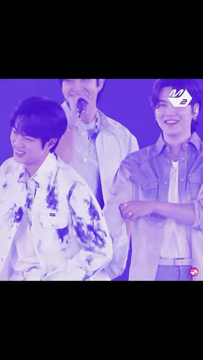 BTS react to Jin eating his mic 😂 #jin #진 #bts #김석진 #bts #btsjin #방탄소년단진 #shorts