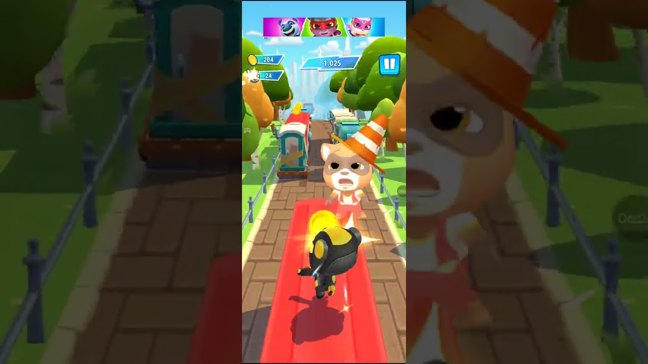 Joguei talking Tom só que de super herói