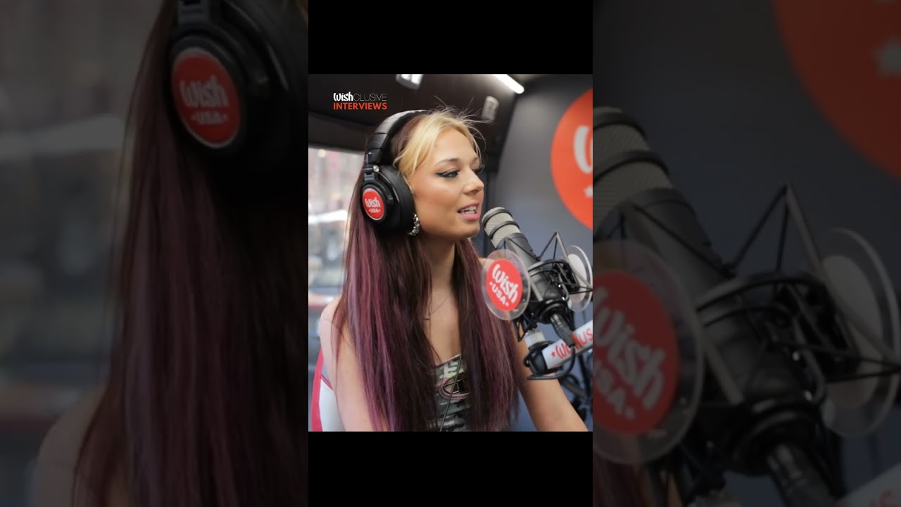 🎨🚌 Mandy Rose's Artful Ride on the Wish USA Bus