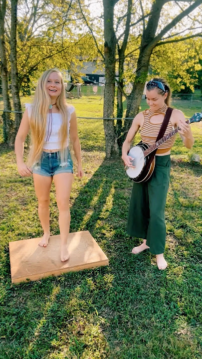 Barefoot Clogging! 👣