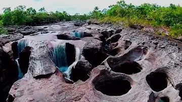 بيشتوا قادر الكردى وَلَقَدْ آتَيْنَا مُوسَى الْهُدَىٰ سورة غافر