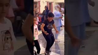 El Niño Alegre , Triste .