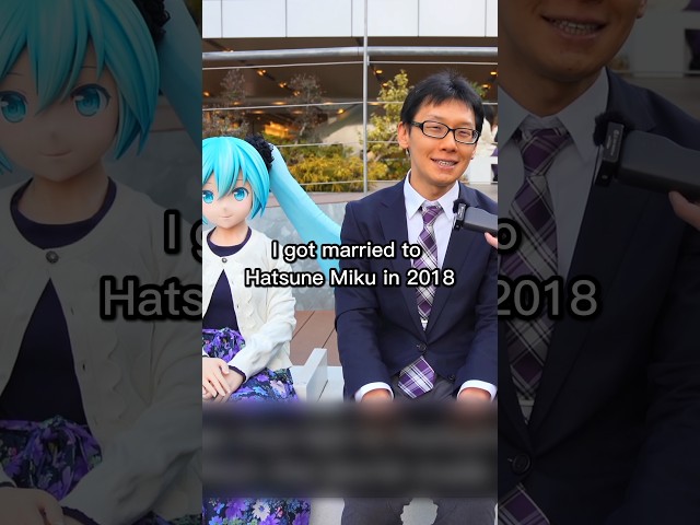 Japanese man who is married to Hatsune Miku class=