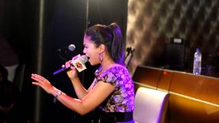 Farah Wahida - Jangan Tanya Lagi Aku (Live)