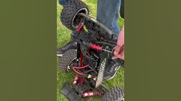 Arrma outcast 8s massive jump! Hobbywing max5