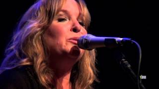 Gretchen Peters - "Five Minutes" (eTown webisode #324) chords