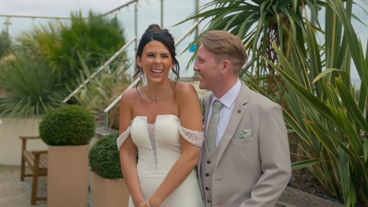 Christina & Dean · Roslin Beach Hotel