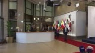 Pompeo leaves meeting after talks with officials