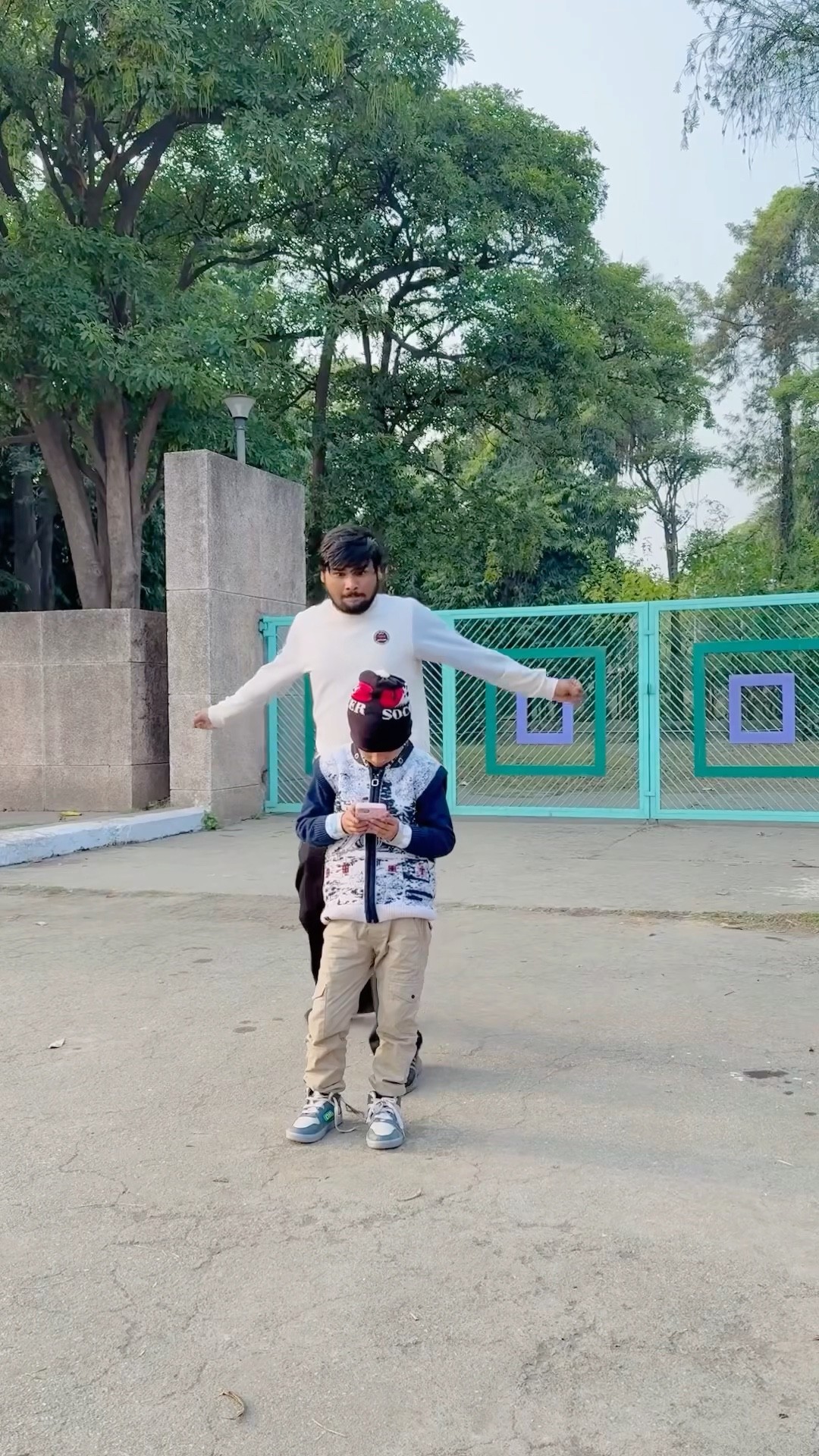 Puru ne magic se kiya Chunnu ko pareshan #comedy #adam #youtubeshorts #shorts #shortsfeed