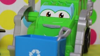 How To Play? - Trash Tossin Rowdy The Garbage Truck Śmieciarka Rowdy - Play-Doh - A3672