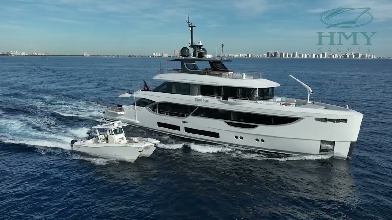 2023 Benetti 34M Oasis - For Sale with HMY Yachts