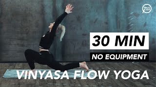HOME WORKOUT// 30 MIN VINYASA FLOW YOGA // CHRISTIN