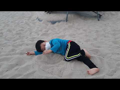5 years old boy play at the playground