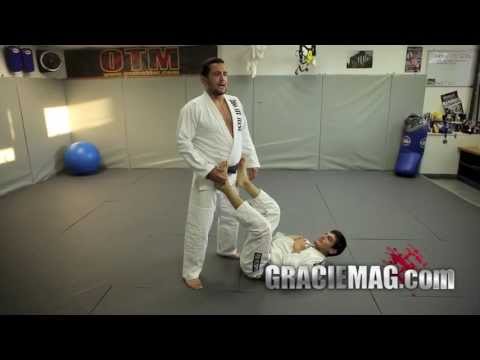 Black-Belt Pete "The Greek" Letsos Teaches Guard Pass He Learned from Carlson Gracie Jr.
