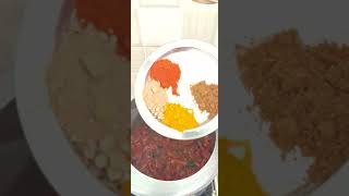 लक Gheea Ki मसलदर Sabji