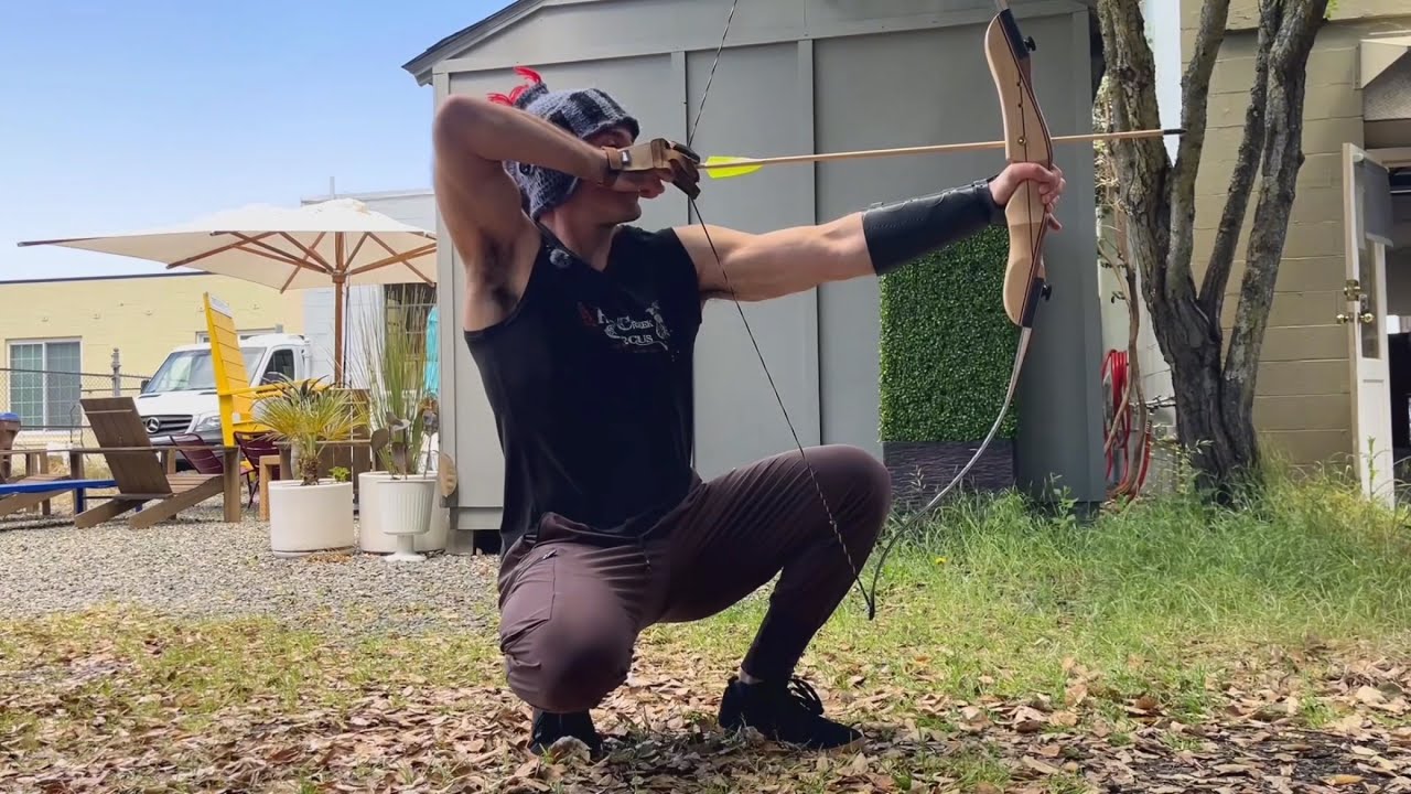 The Hunter Squat is the best knee and leg exercise you are NOT doing ...