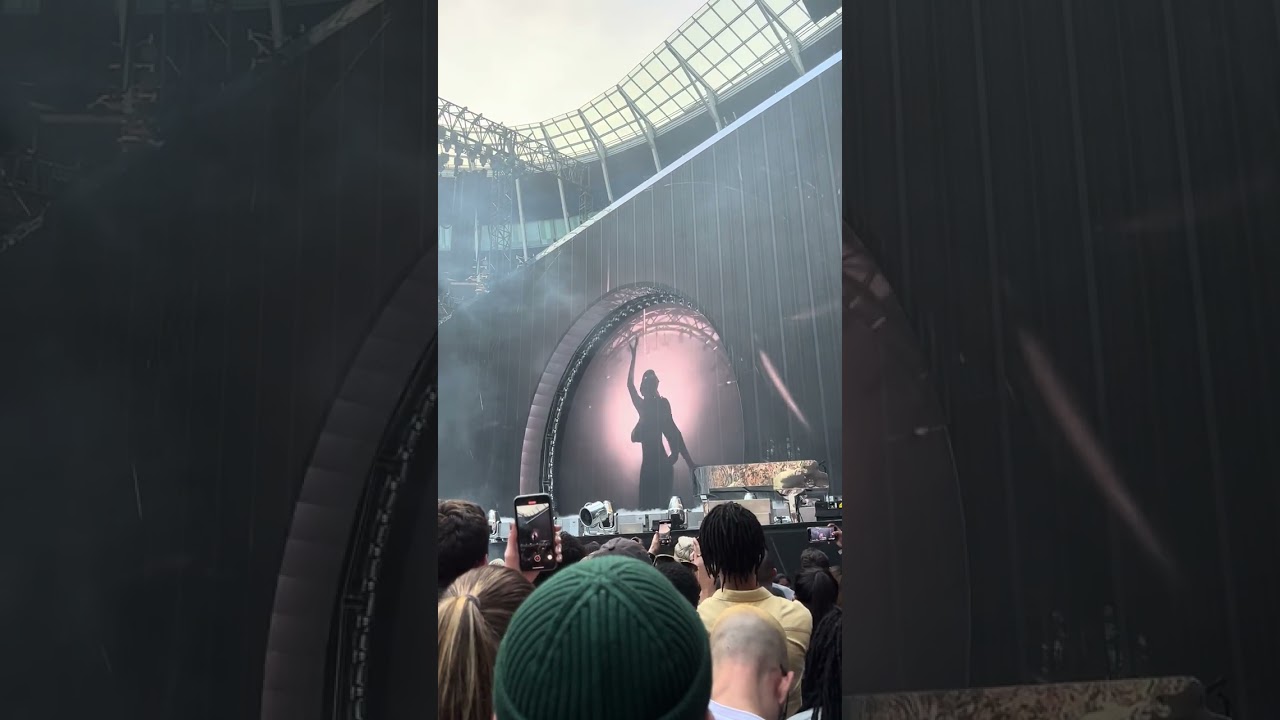 #shorts  #shortvideo #short #shortsvideo #wheresdeneen in #london at #beyonce