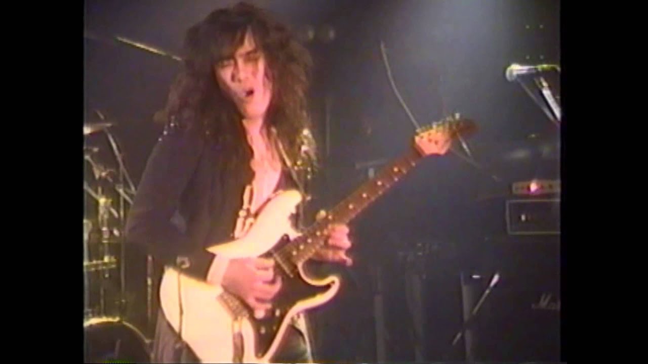 Emerald Aisles (PV) / Emerald Aisles