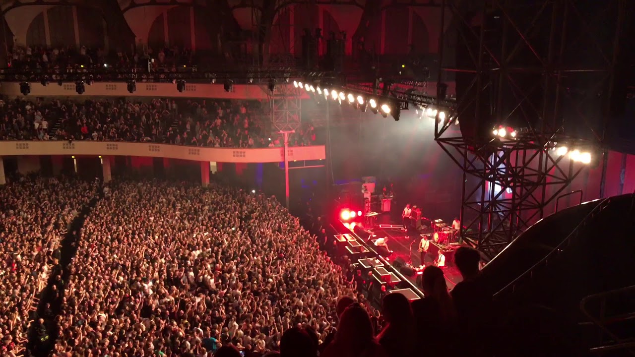 kraftklub live am ende frankfurt 04 11 17 youtube kraftklub live am ende frankfurt 04 11 17 youtube