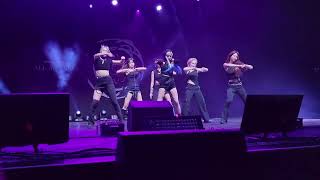 EVERGLOW (에버글로우) - PLAYER | 231122 | Los Angeles [ALL MY GIRLS Tour] [4k60fps FANCAM - Front Row]