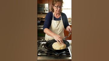 Fluffy Flatbread Perfection: How to Cook Flatbread in a Cast Iron Skillet
