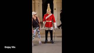 People being DISRESPECTFUL to the Queen's guards (they get MAD) Compilation