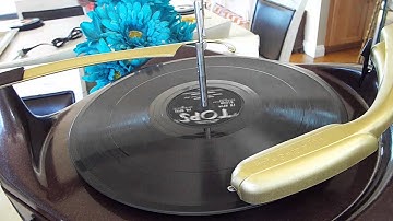 V-M 940 record player demo with 78 RPM record
