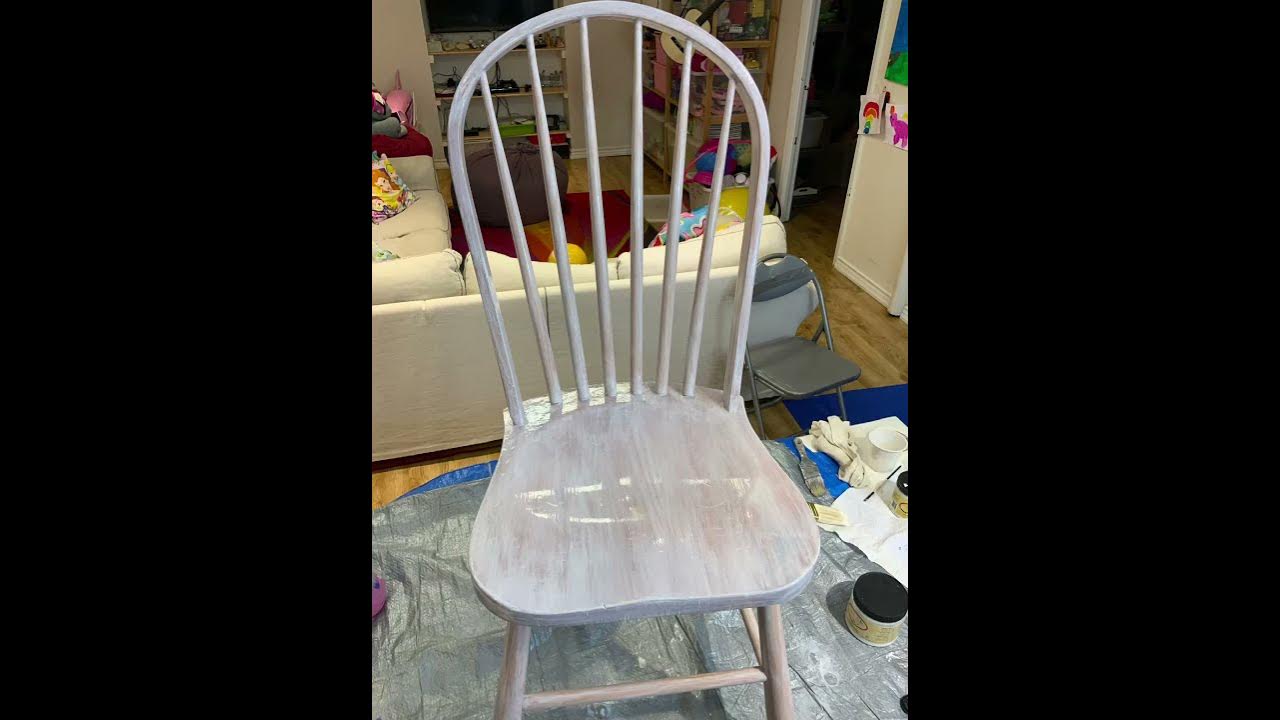 White washing old Carmel stained dining chairs by MaRiTama Home YouTube
