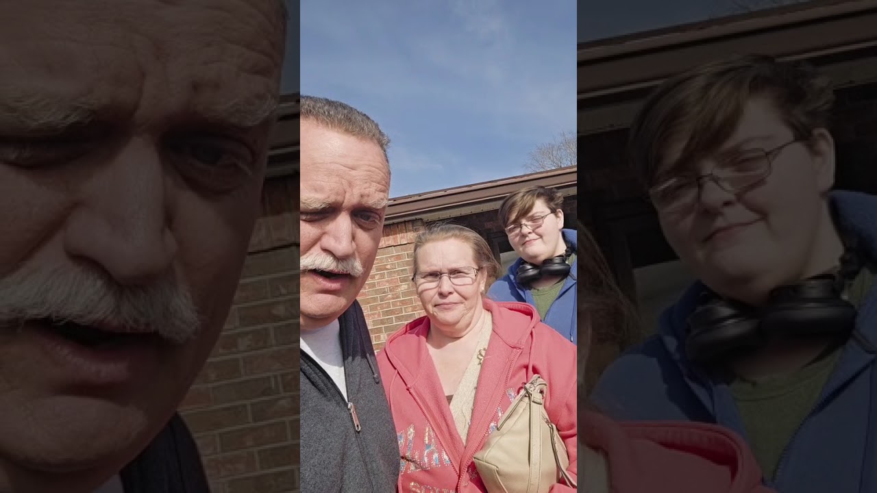 Мы сходили на пятничную рыбную вечеринку в зале ветеранов войны в ДеСото, штат Миссури. 