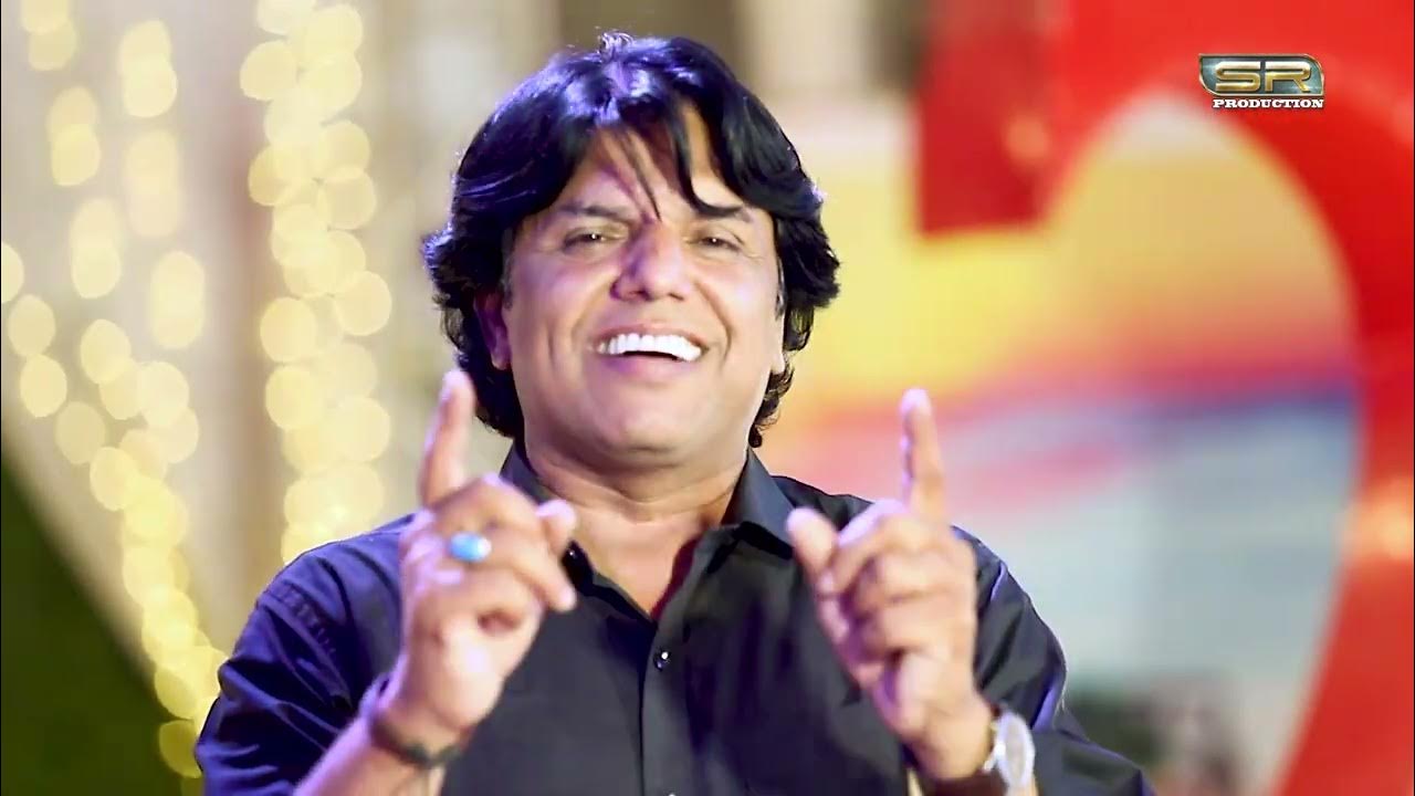 Porno aktrisa Anjelika video U uning mushuk ichida cums va keyin juni off yaladi.