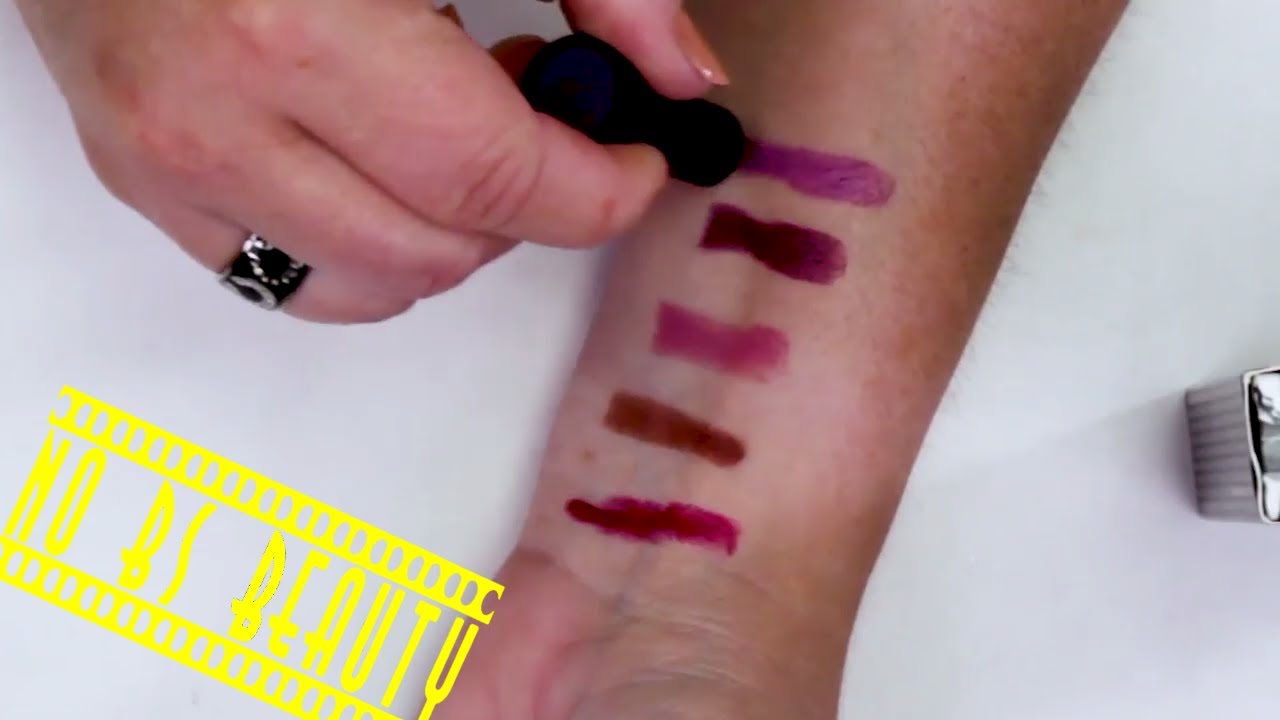Urban Decay Cosmetics Little Vices Five Piece Lipstick Holiday Set Review and Swatches