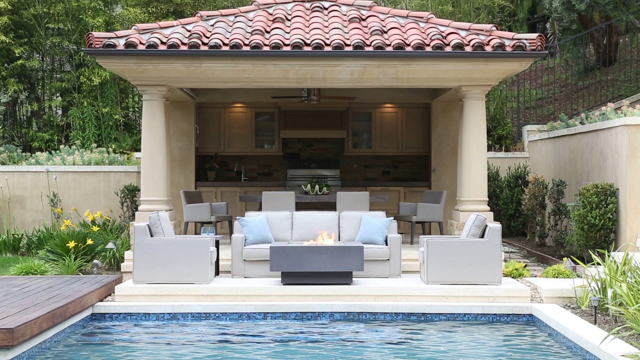 Patio Renaissance Loading Page