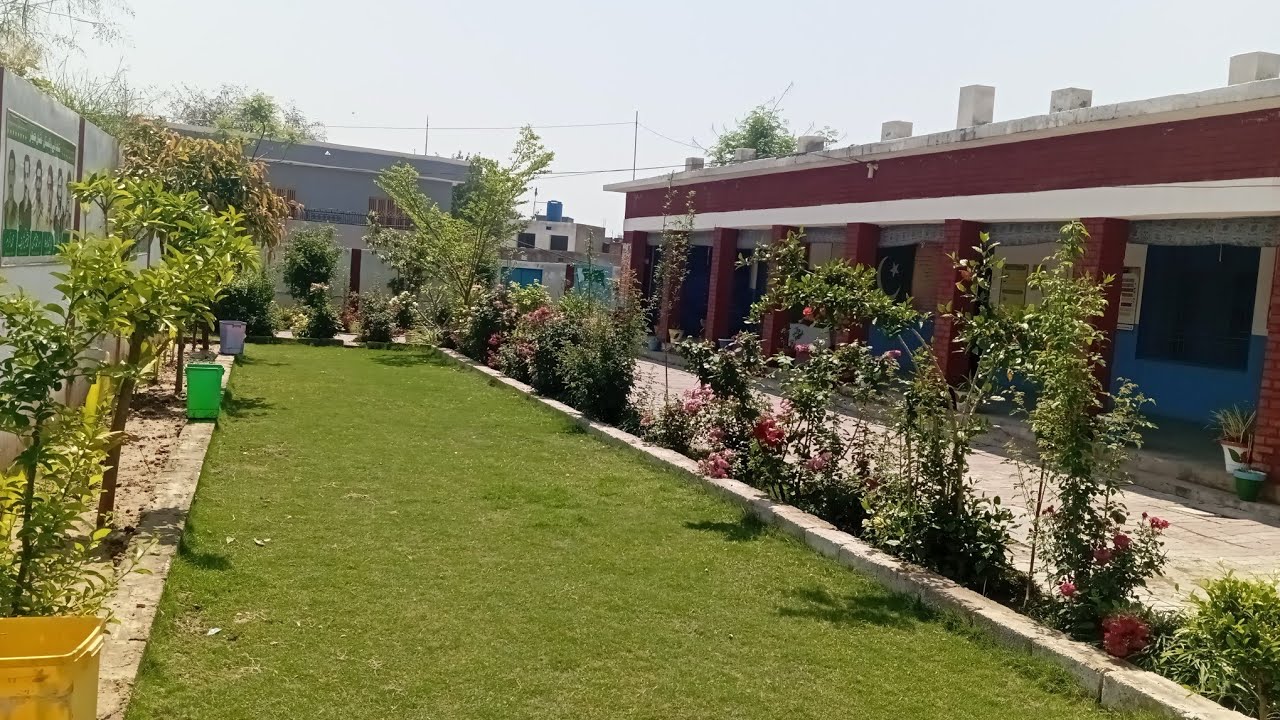 beautiful school garden،,🌳🌲🌿🍀☘️