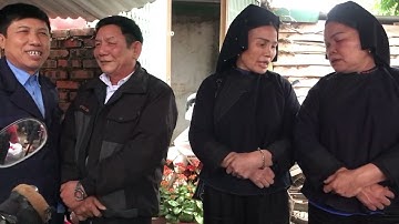 Hai anh đẹp trai hai chị gái rất xinh đẹp hát shi hay hội cầm sơn 18/1/2023 âm lịch