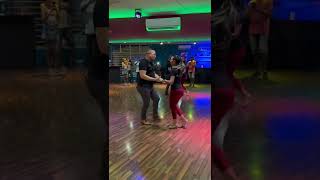 Reggie and Melitza teaching an Advanced Salsa Combination. Combo 1 part 4.