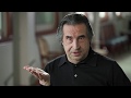 Capture de la vidéo Riccardo Muti Discusses Giuseppe Verdi