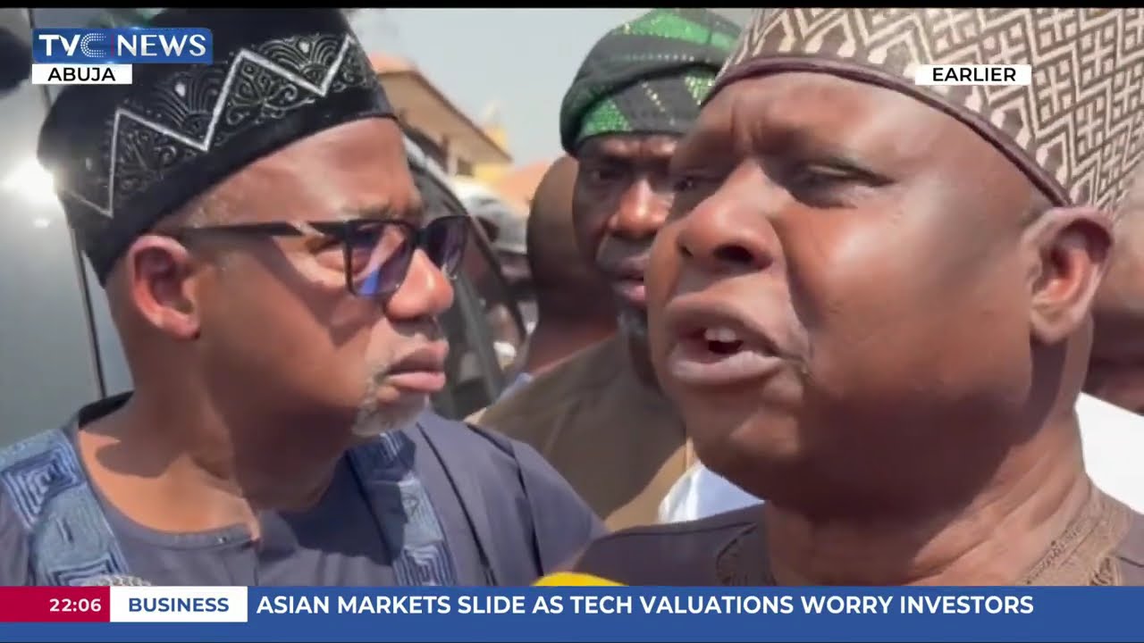 PDP Secretariat Erupts In Chaos As Wike, Makinde Factions Struggle For Power