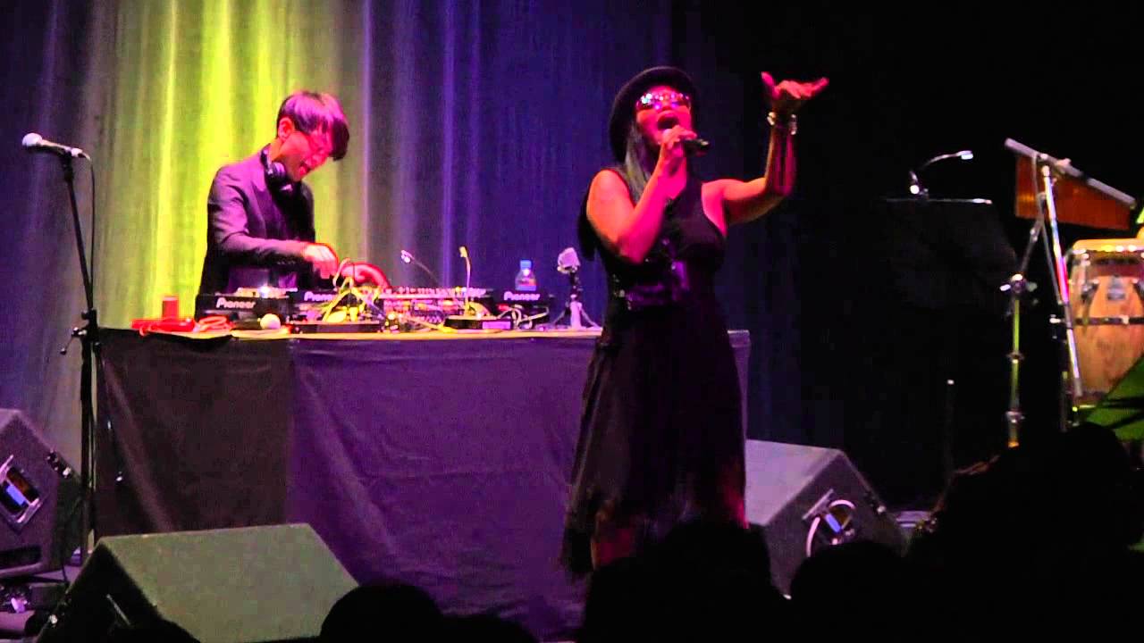 TCJF2012] DJ KAWASAKI feat. N'Dea Davenport / Destiny - YouTube