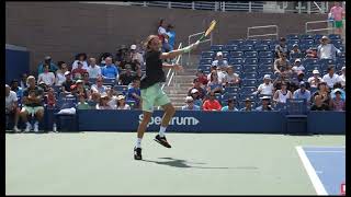 Angular jump pivot vs angular pivot Modern forehand tennis stroke