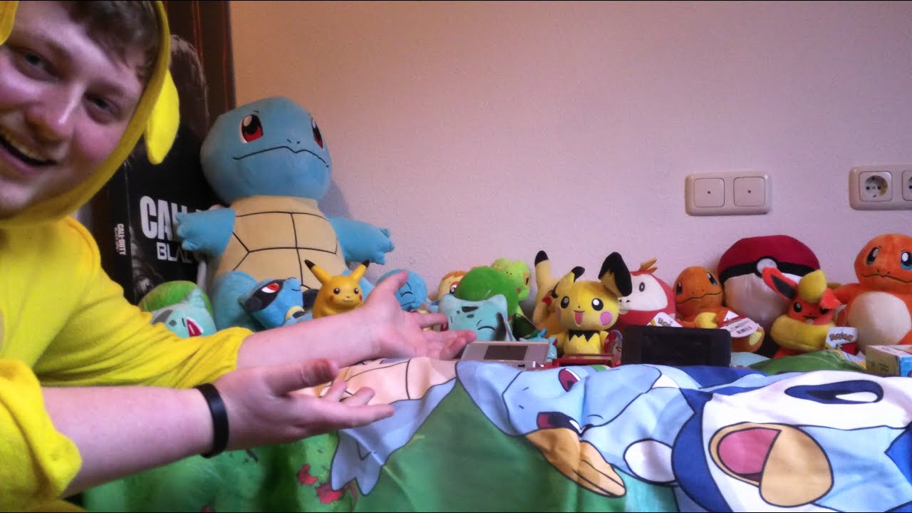 First Video! Pokémon Collection Showcase!? - YouTube